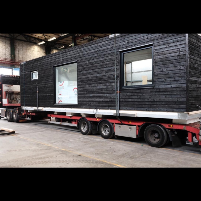 House module 1 of 4 ready to roll #prefabriken #husbygge #byggahus #snickare #bygglov #bygghemma #inredning #finahem #myhome #mitthem #renoveringsdamm #hallamalmo #lokaltidningen,**insta-image**